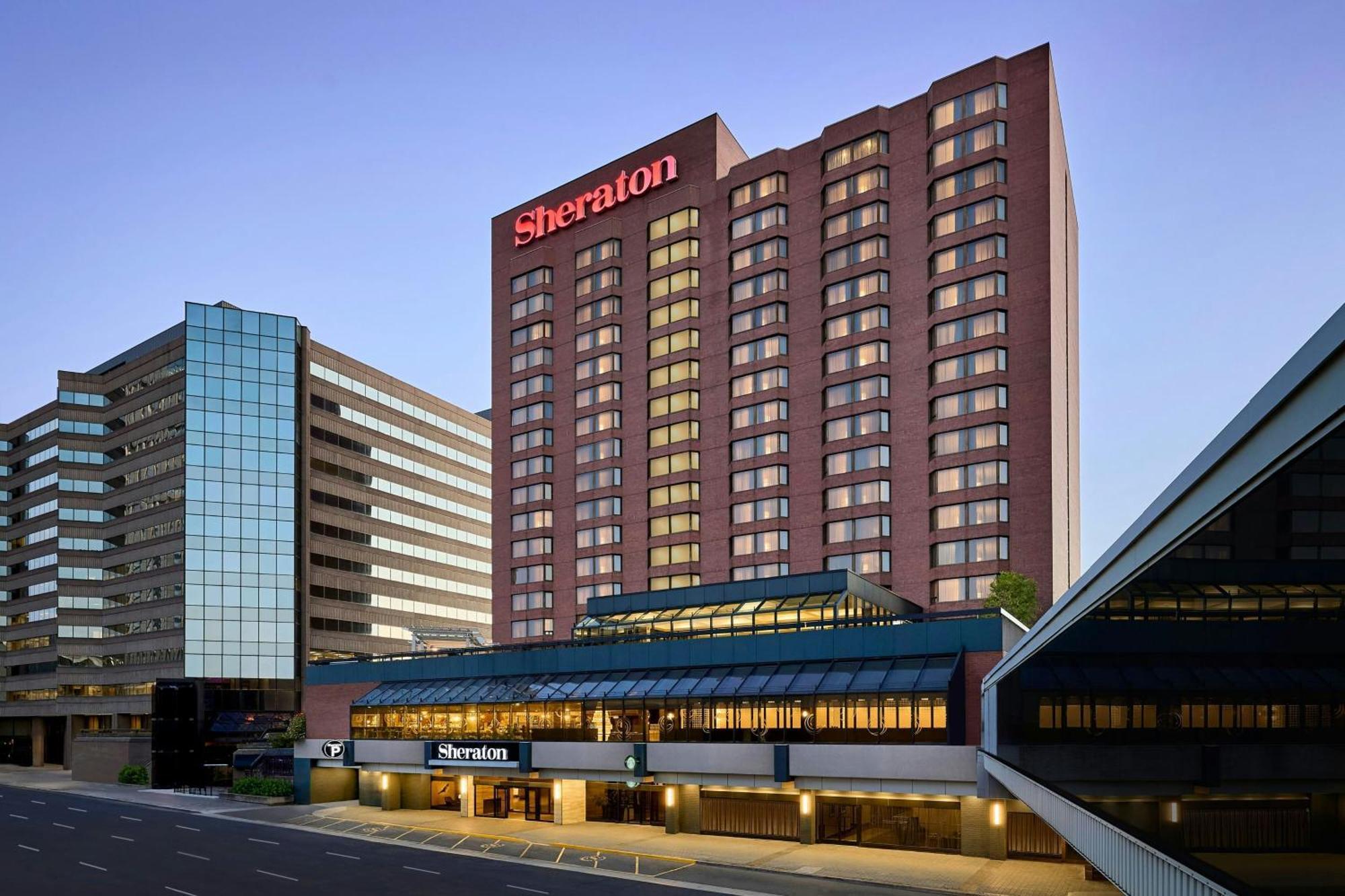 Sheraton Hamilton Hotel Exterior foto